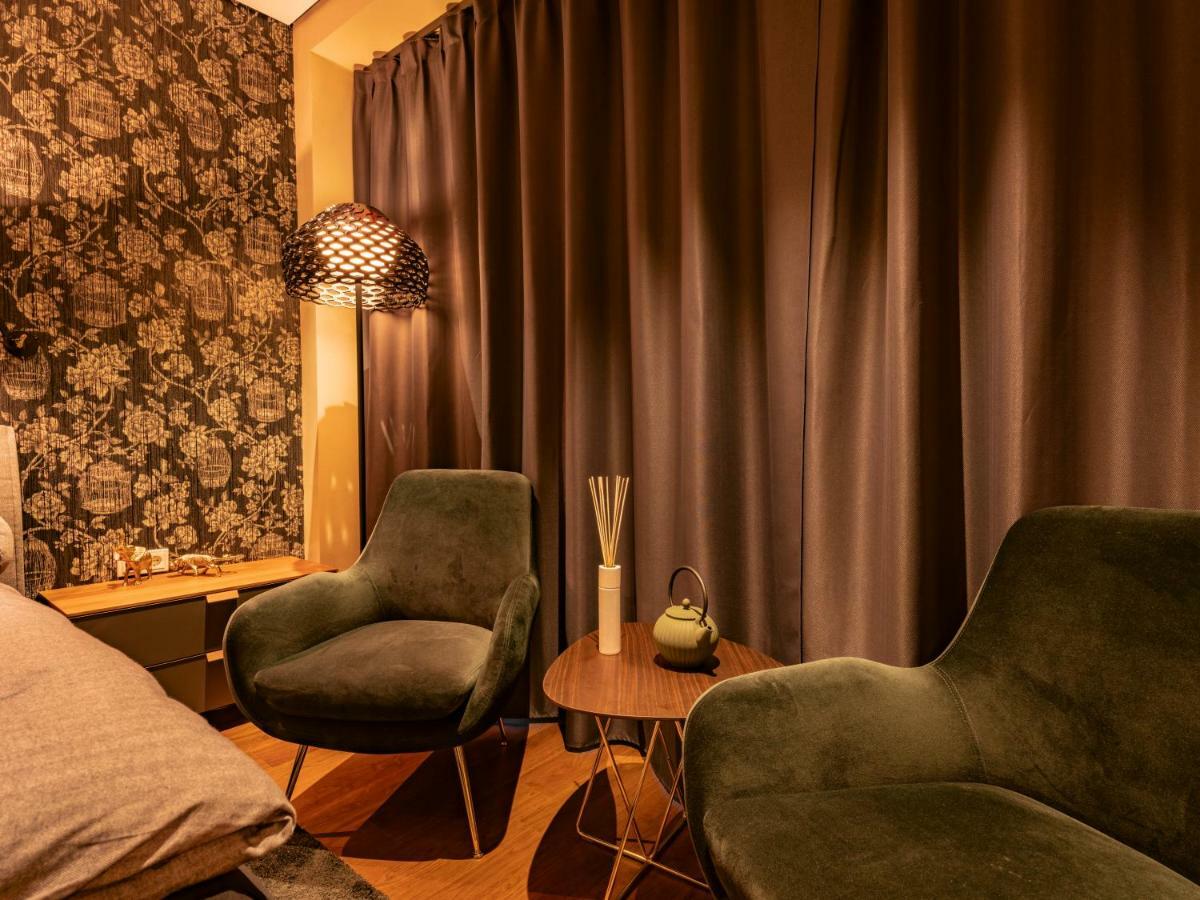 Ohana Suite By Zzn Im Zahnzentrum Nord Emden Exteriör bild
