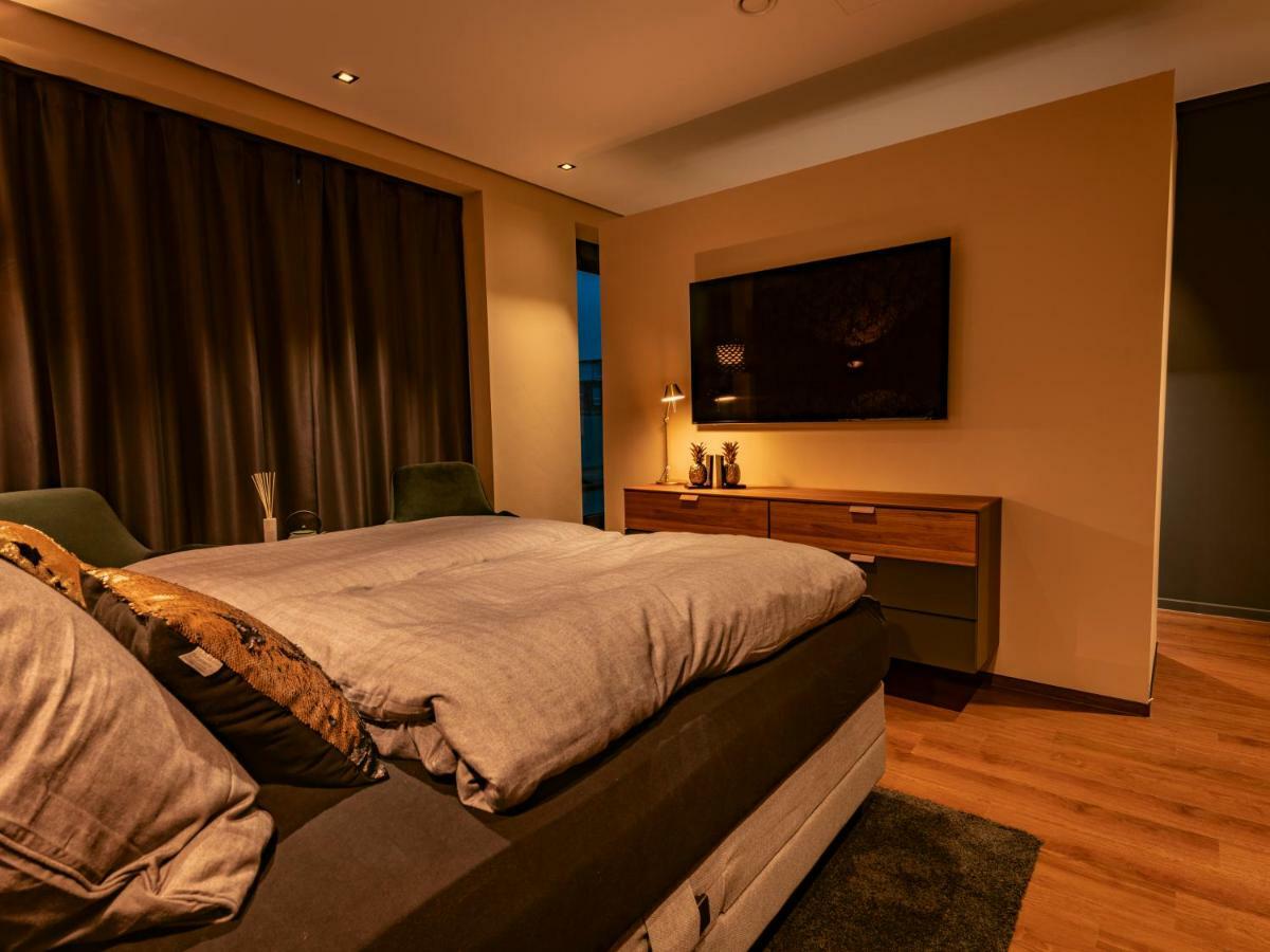 Ohana Suite By Zzn Im Zahnzentrum Nord Emden Exteriör bild